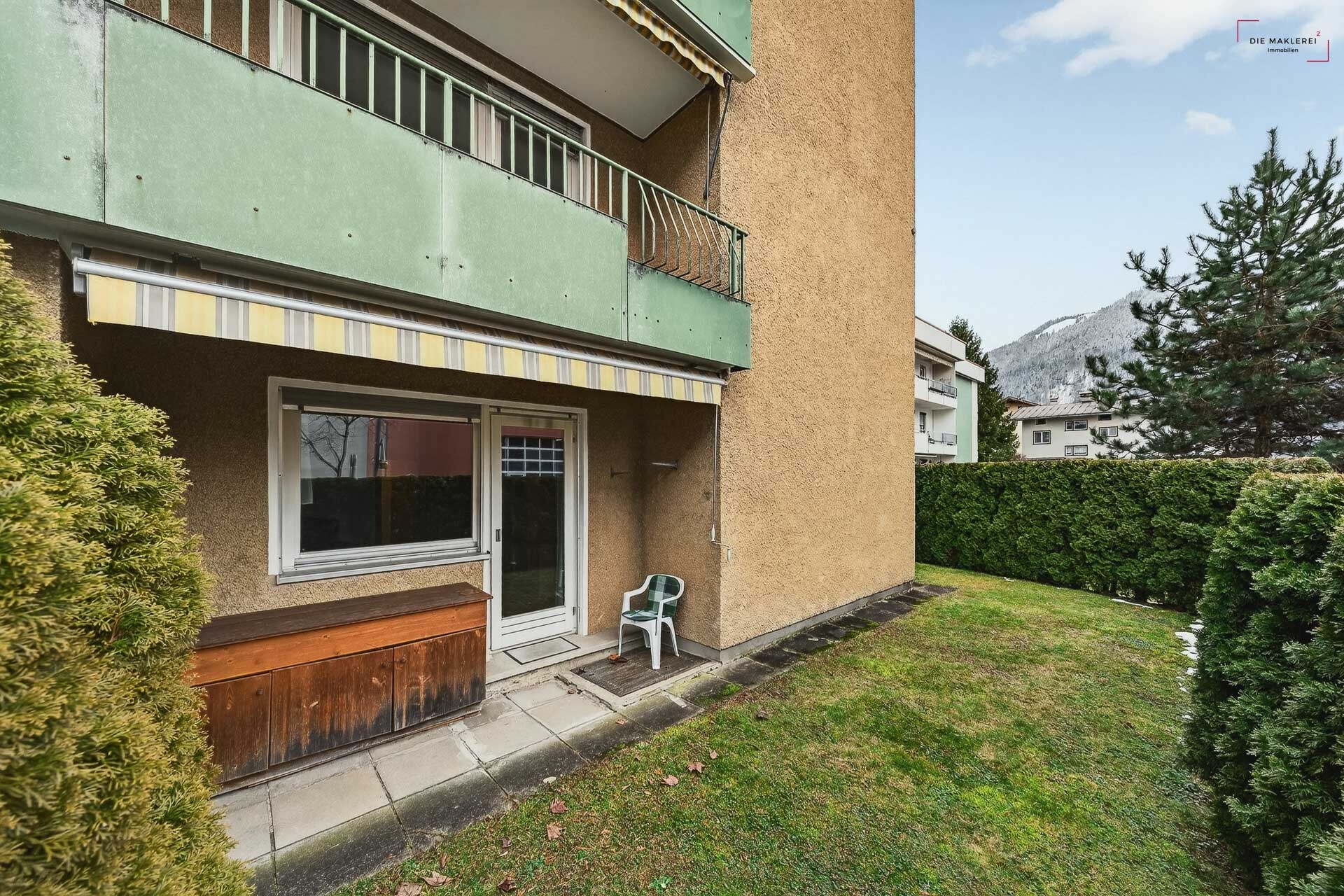 Wörgl-garten-wohnzimmerseite