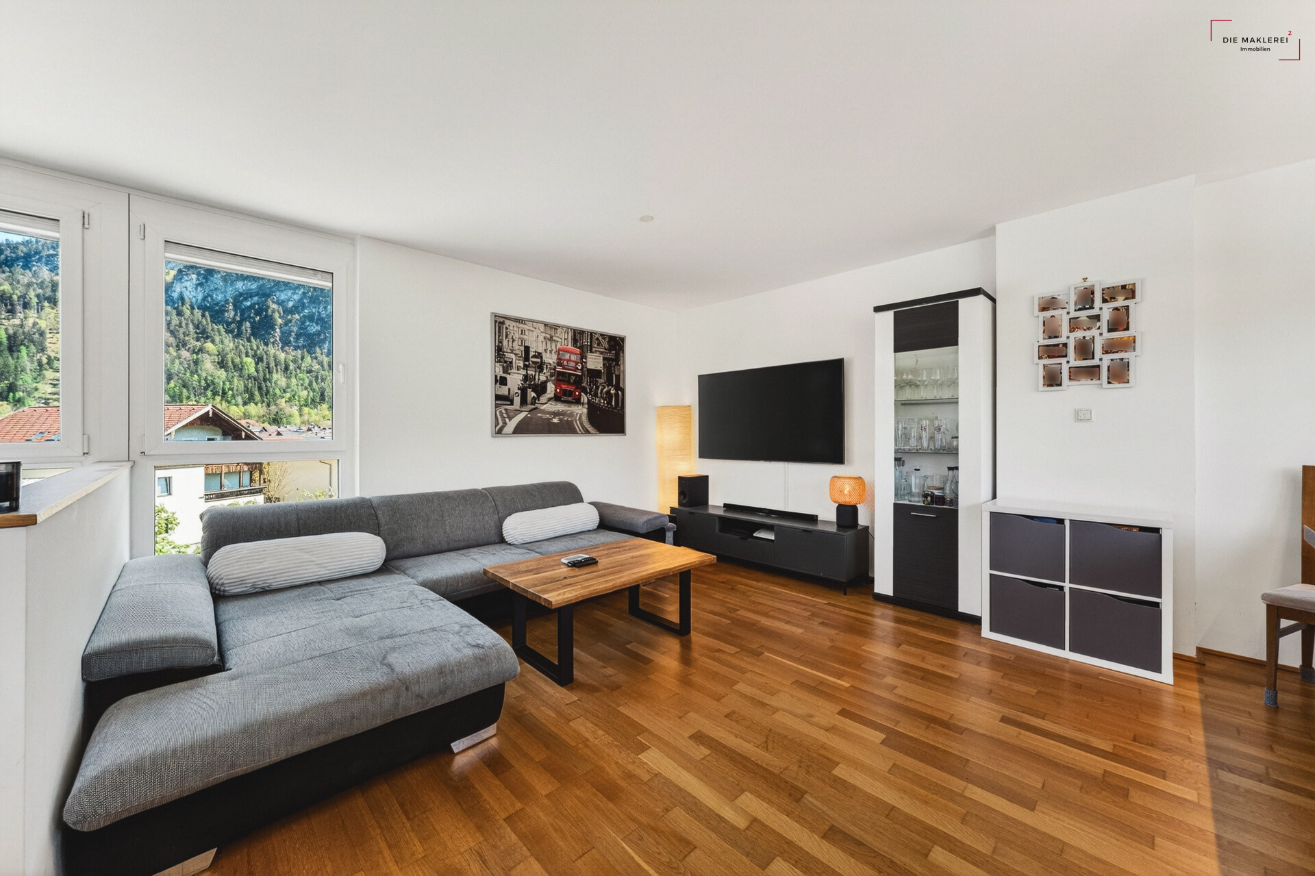 Kufstein og wohnzimmer